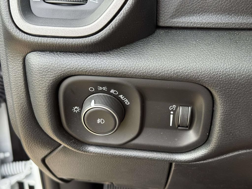 New 2026 RAM 3500 Tradesman AWD/4WD image 26