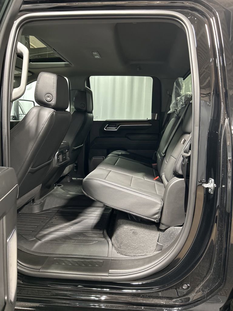 New 2026 GMC Sierra 2500 Denali w/ Denali Reserve Package image 15