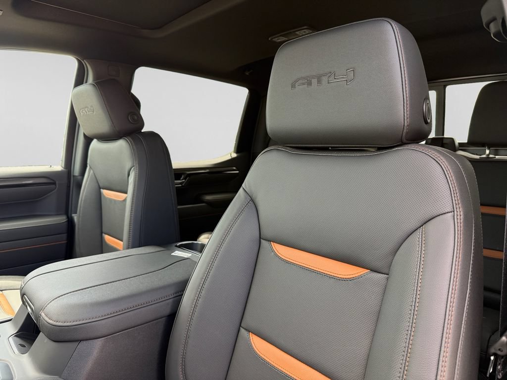 New 2026 GMC Sierra 1500 AT4 w/ AT4 Premium Package AWD/4WD image 17