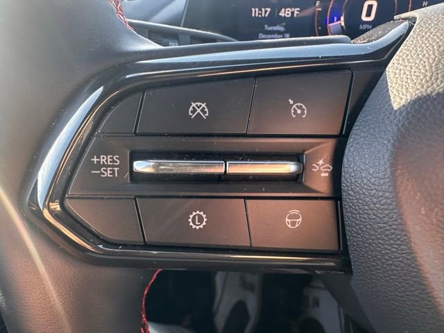 Used 2025 Chevrolet Traverse RS image 23