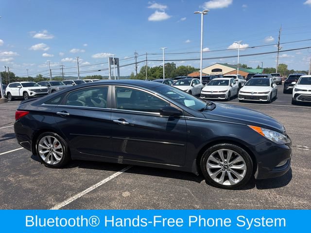 Used 2013 Hyundai Sonata SE FWD image 2