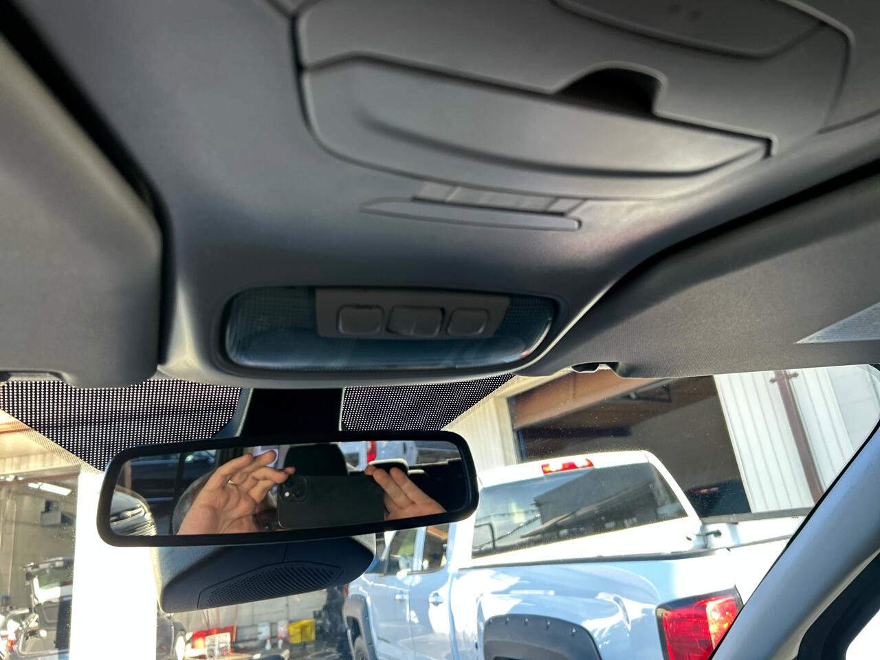 Used 2021 Ford Transit Connect XLT image 21