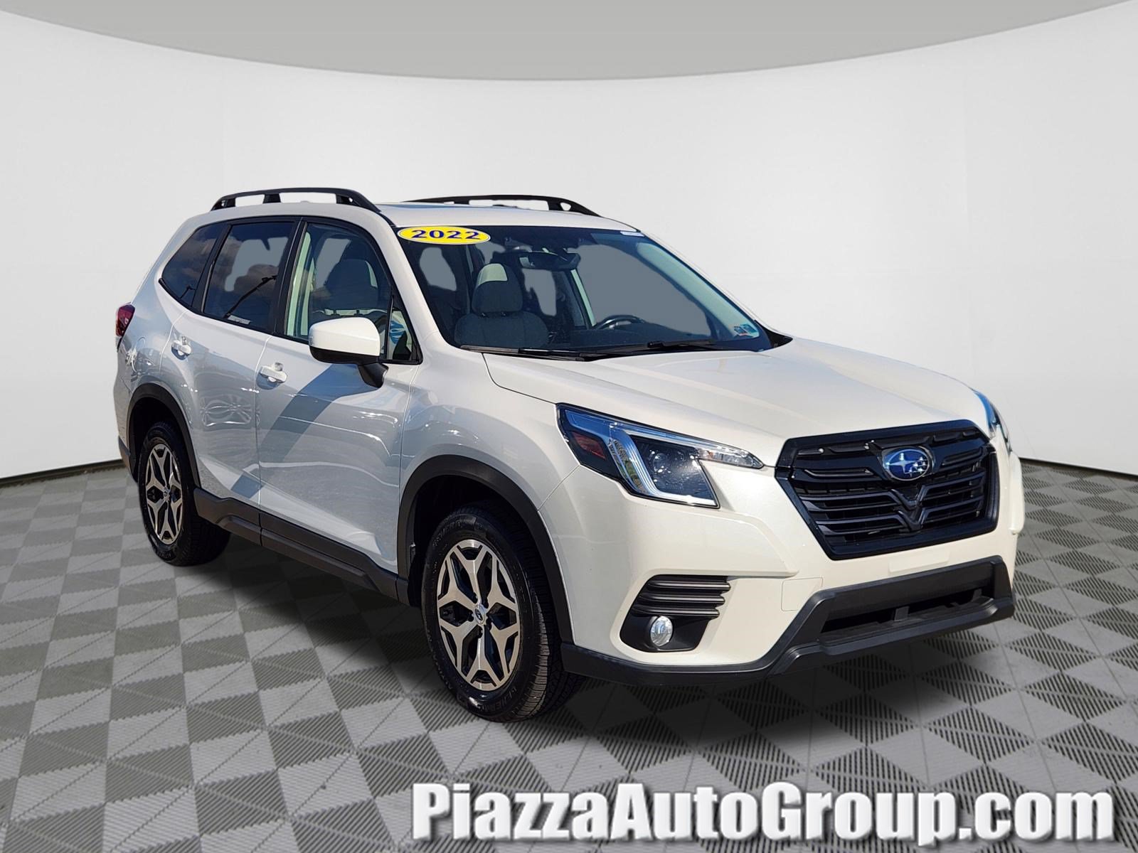 Used 2022 Subaru Forester Premium AWD/4WD image 1
