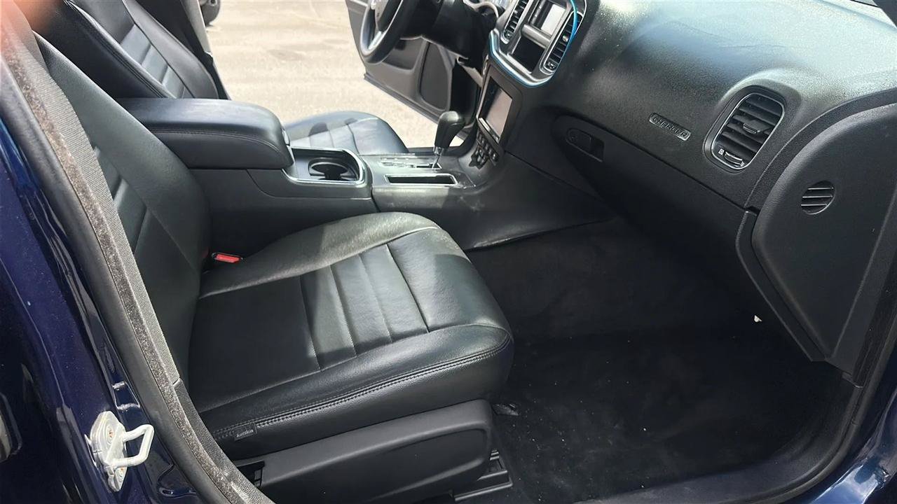 Used 2014 Dodge Charger SE RWD image 31