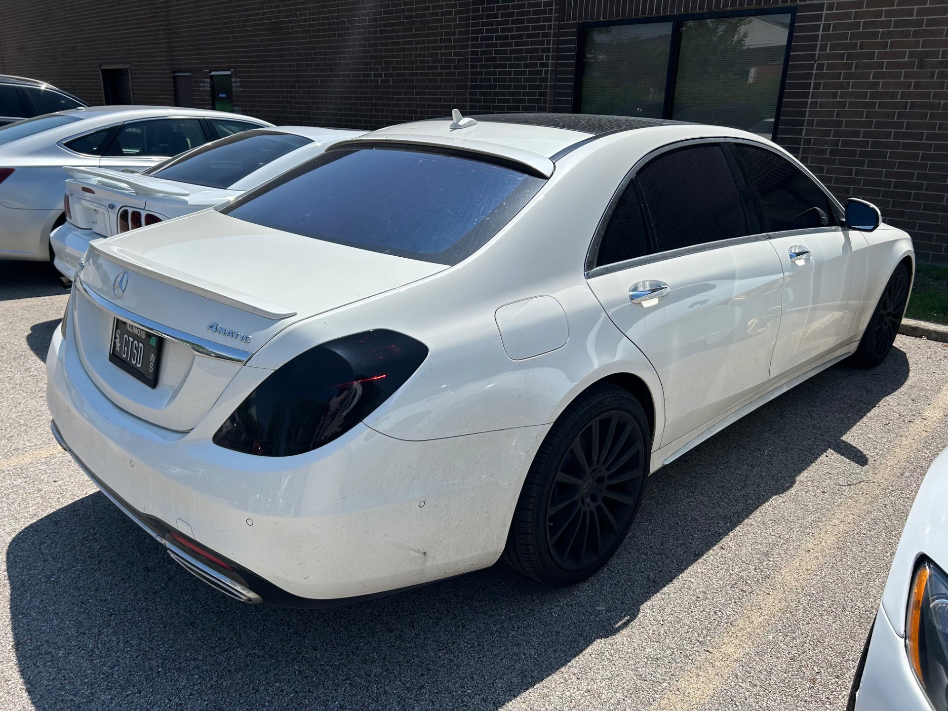 Used 2019 Mercedes-Benz S 560 4MATIC Sedan image 3