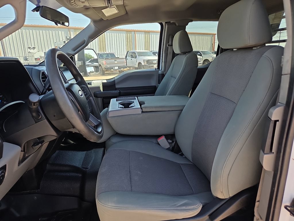 Used 2017 Ford F550 4x4 SuperCab Super Duty image 18