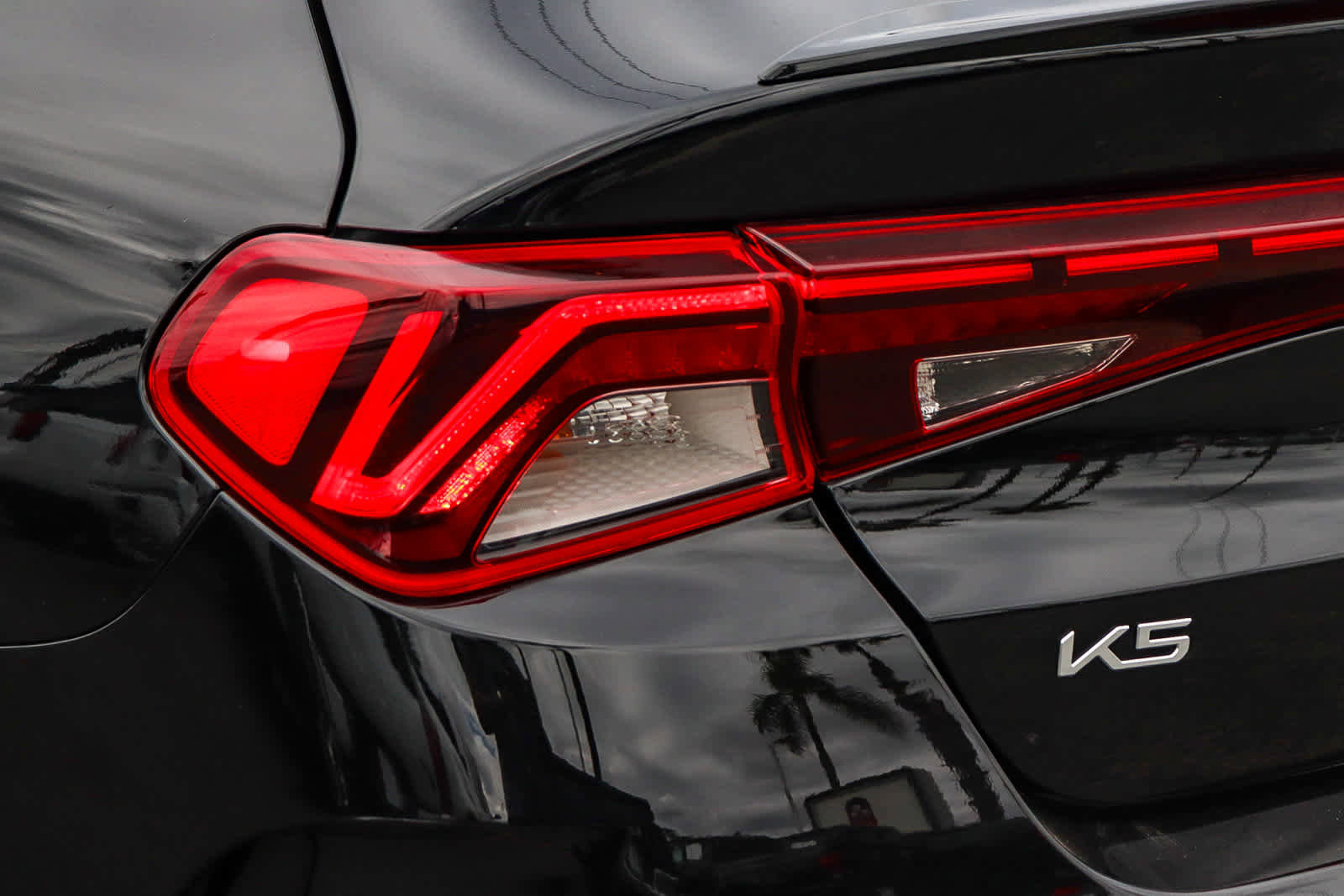 Used 2023 Kia K5 GT FWD image 9