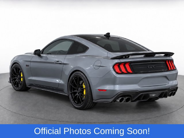 Used 2022 Ford Mustang GT Premium w/ Equipment Group 401A RWD image 3