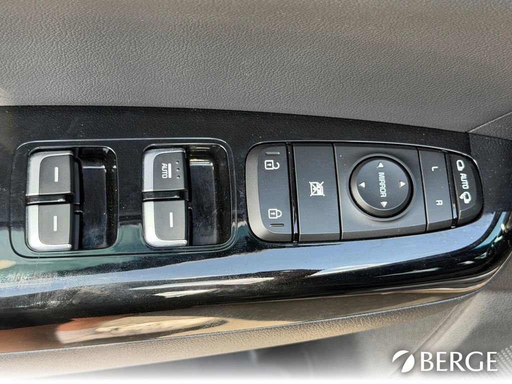 Used 2022 Kia Sportage SX w/ Paint Protection Package image 19