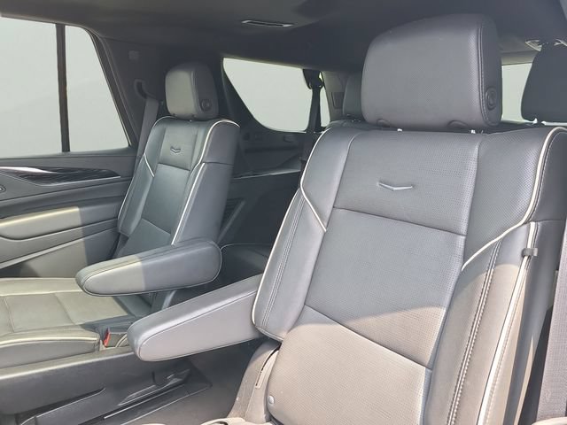 Used 2024 Cadillac Escalade Sport AWD/4WD image 7