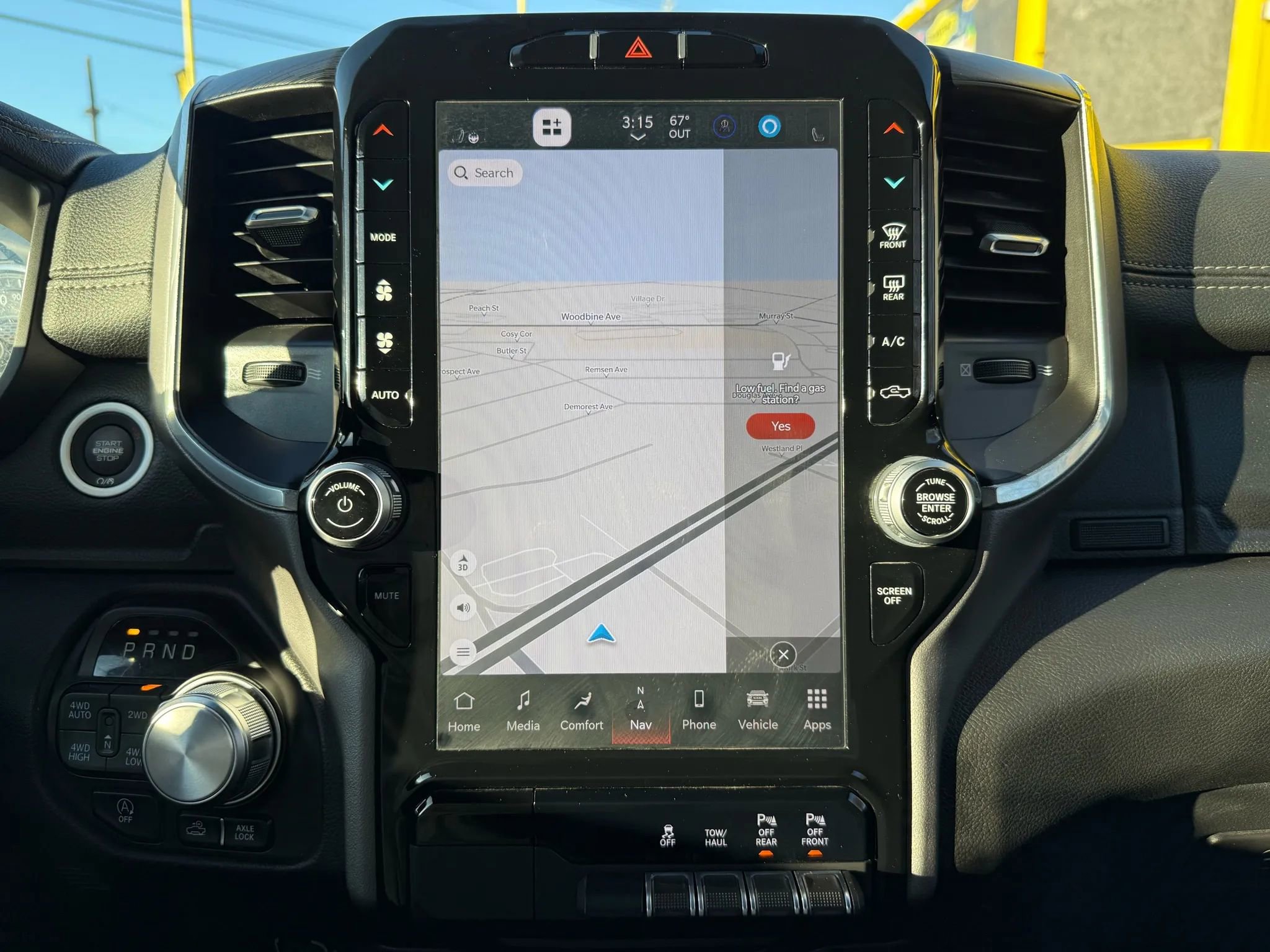 Used 2023 RAM 1500 Laramie image 18