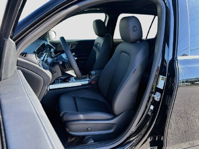 New 2026 Mercedes-Benz GLB 250 4MATIC image 20