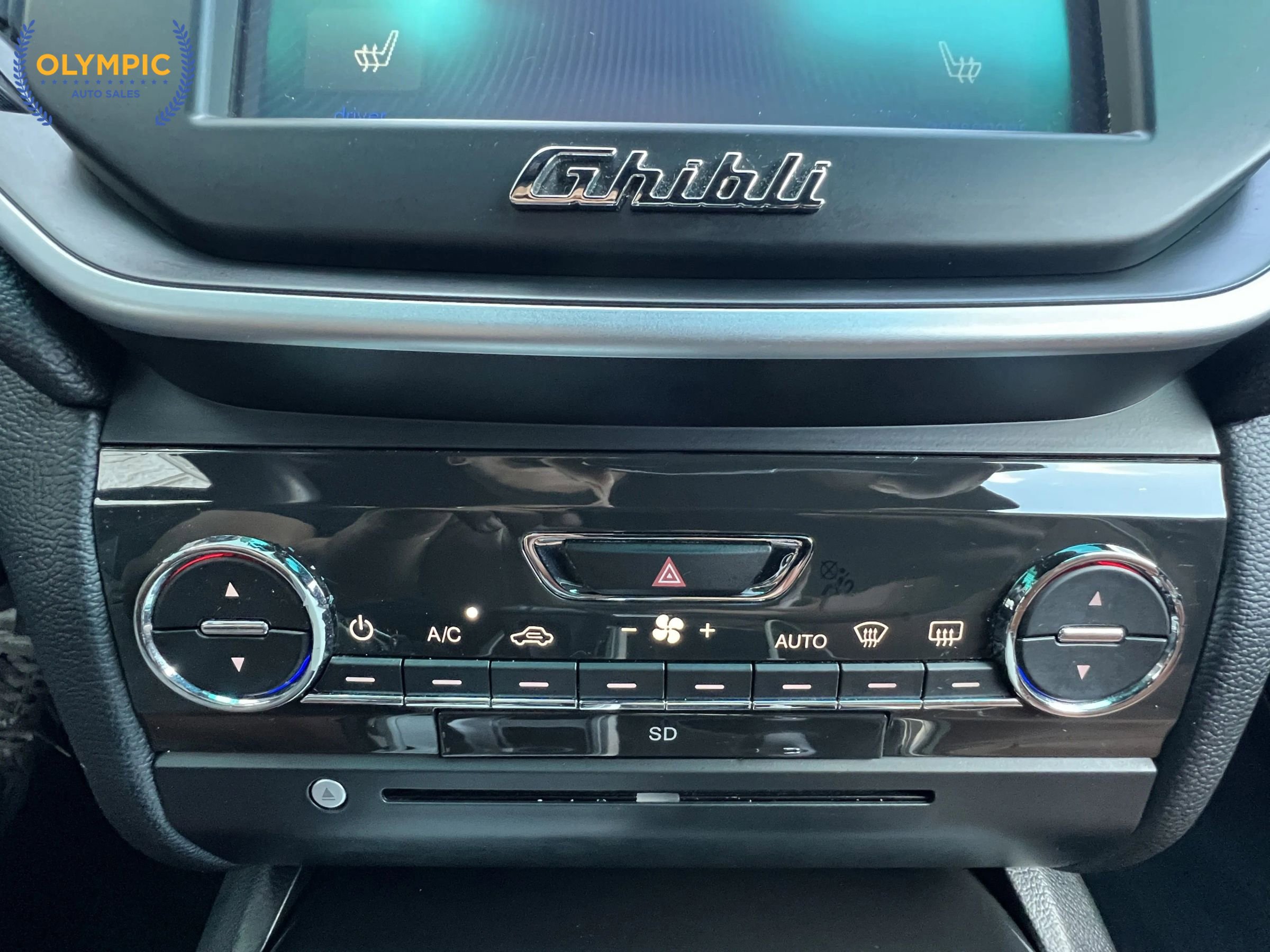 Used 2016 Maserati Ghibli image 30