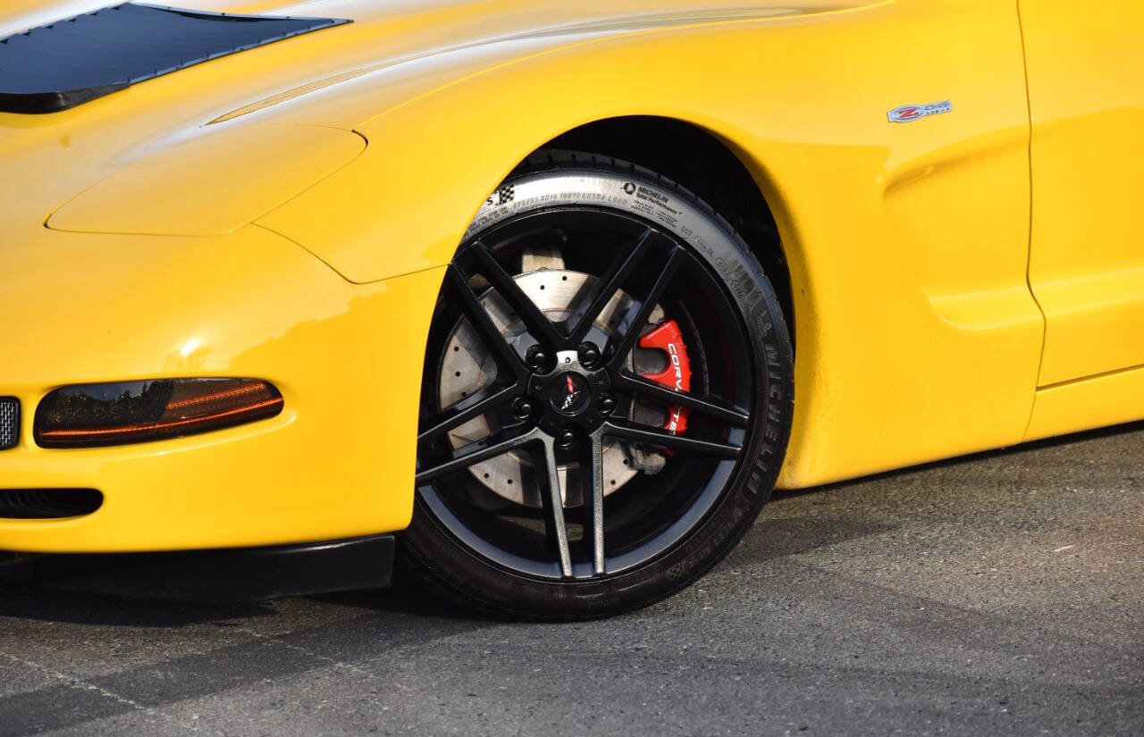 Used 2003 Chevrolet Corvette Z06 w/ Memory Package, 3 Drivers RWD image 21