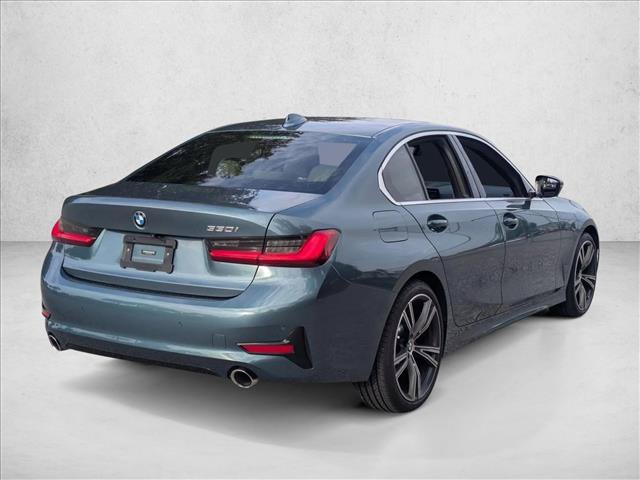 Used 2021 BMW 330i Sedan w/ Premium Package RWD image 4