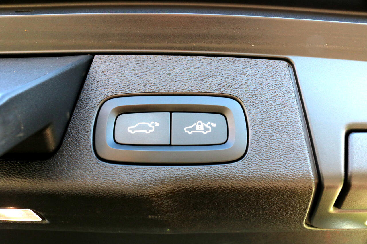 Used 2021 Volvo XC60 T5 Inscription w/ Climate Package image 35