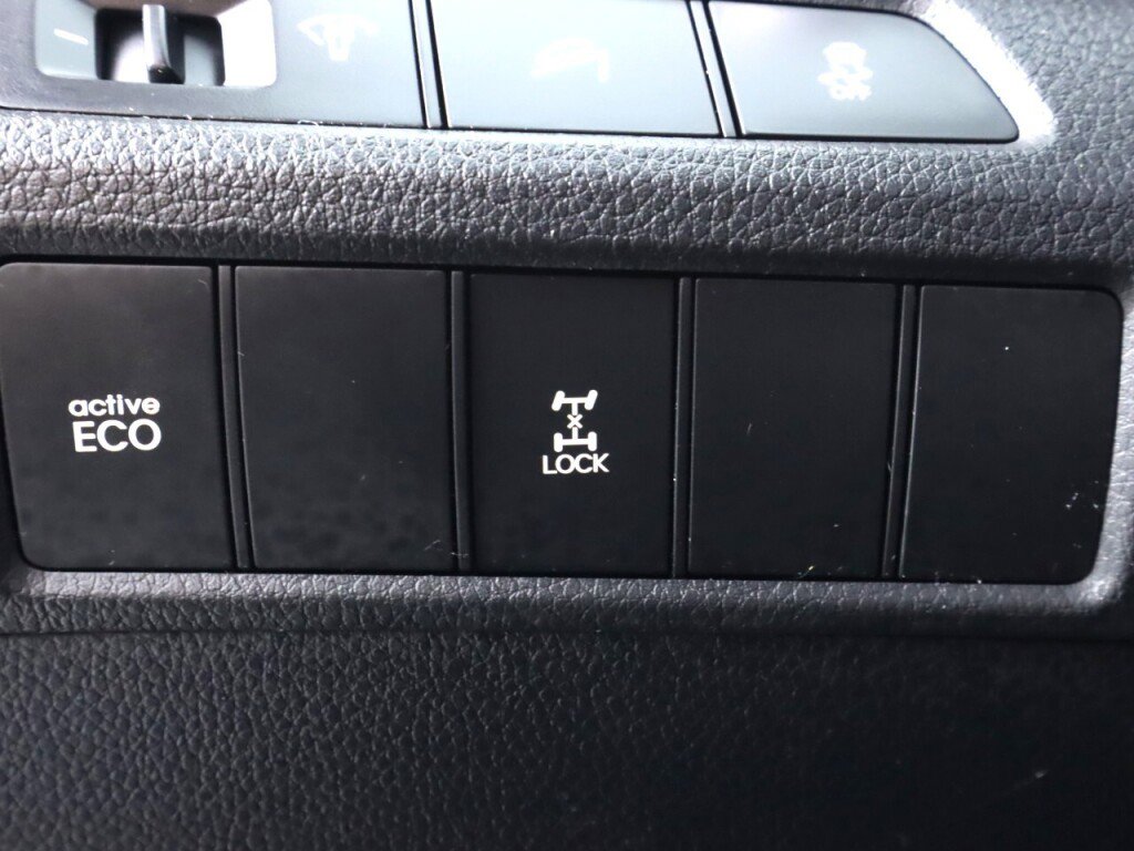 Used 2014 Hyundai Santa Fe Sport image 11