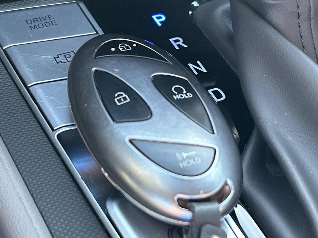 Certified 2025 Hyundai Elantra SEL image 33