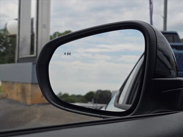 New 2026 Chevrolet Trax ACTIV w/ Sunroof Package FWD image 28