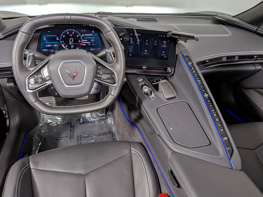 Used 2024 Chevrolet Corvette Stingray Preferred Conv w/ Z51 Performance Package RWD image 23