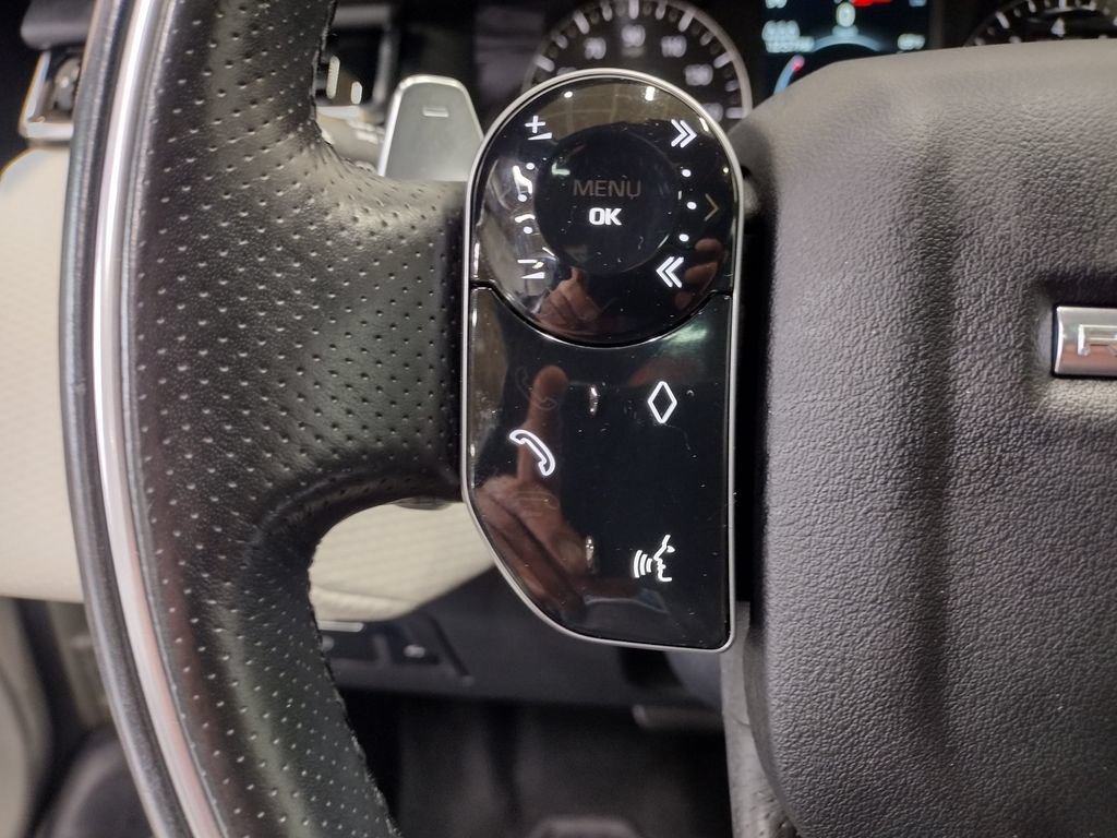 Used 2020 Land Rover Range Rover Velar R-Dynamic S AWD/4WD image 31