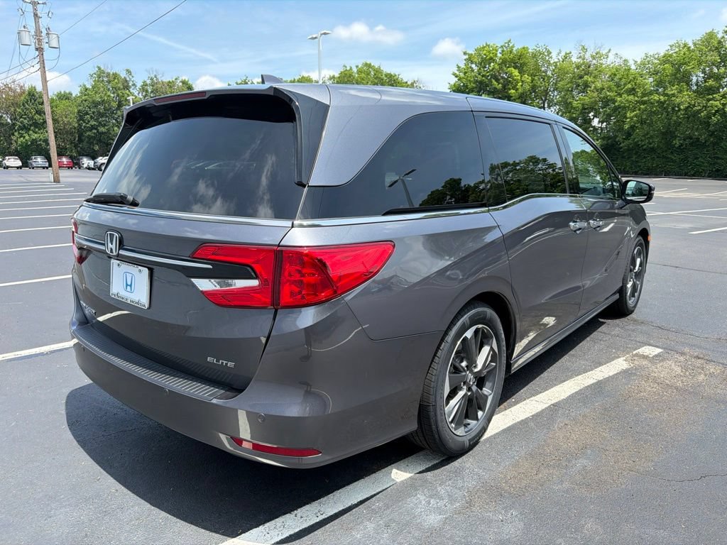 Certified 2024 Honda Odyssey Elite image 5