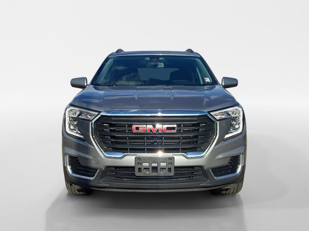 Used 2024 GMC Terrain SLE w/ Driver Convenience Package AWD/4WD image 10