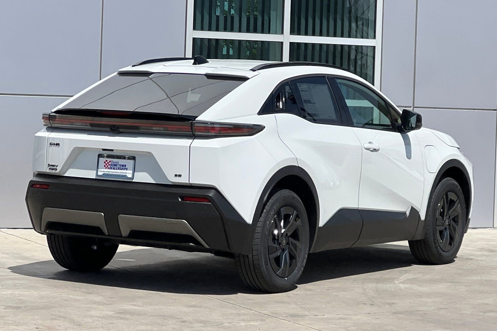 New 2026 Toyota C-HR w/ Cold Weather Package AWD/4WD image 4