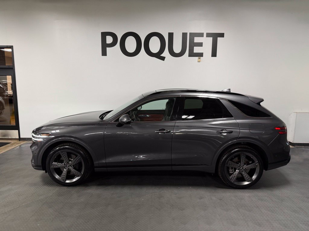 Used 2022 Genesis GV70 3.5T Sport w/ Sport Prestige Package AWD/4WD image 1
