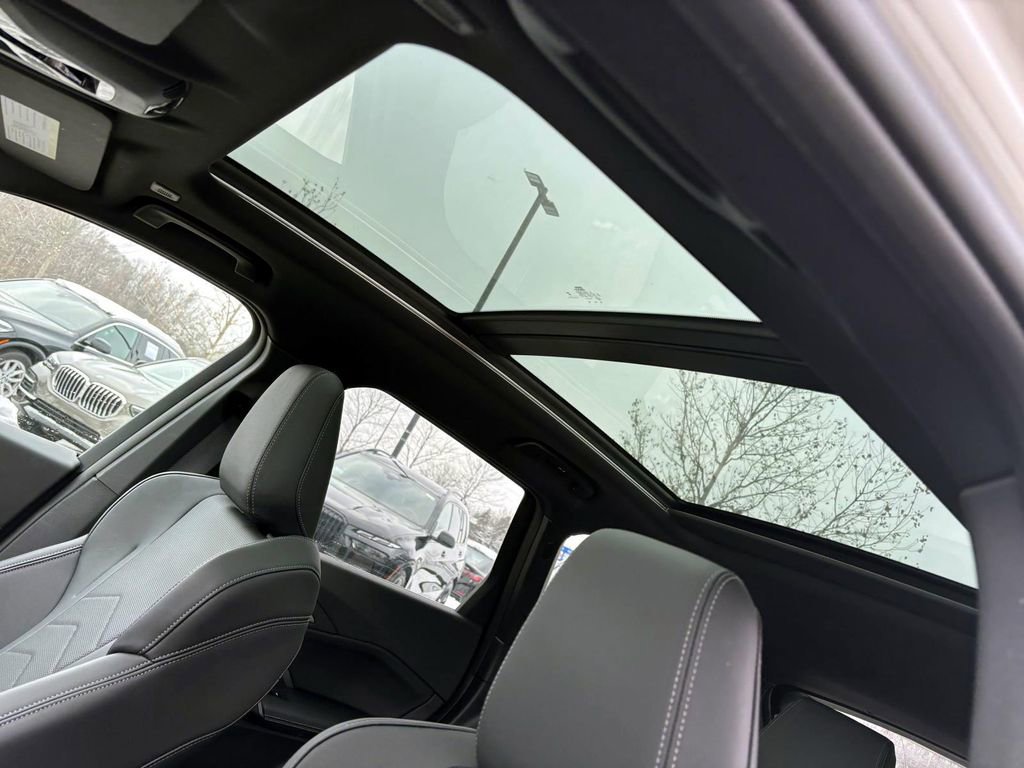 Certified 2025 BMW X1 M35i image 27