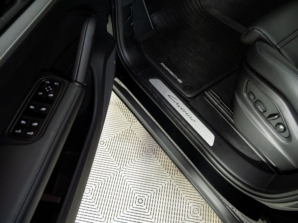 New 2026 Porsche Cayenne image 8