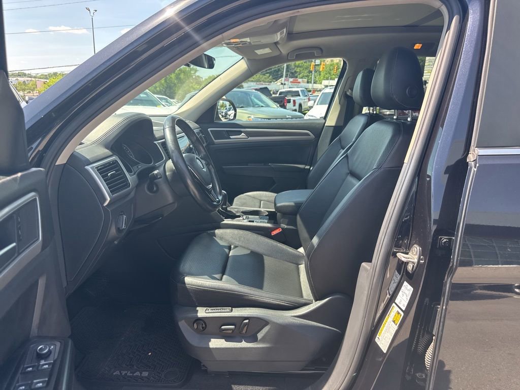 Used 2018 Volkswagen Atlas SEL FWD image 15