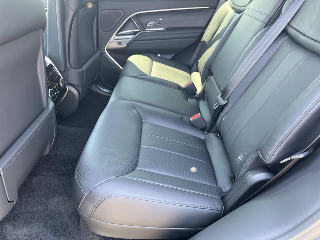 New 2026 Land Rover Range Rover SE AWD/4WD image 10