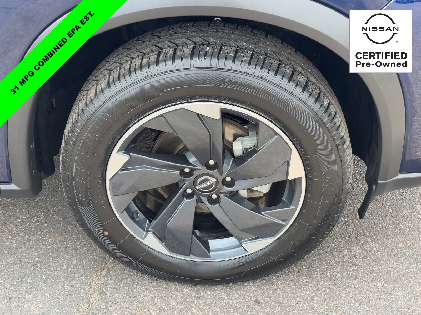 Certified 2025 Nissan Rogue SV image 8