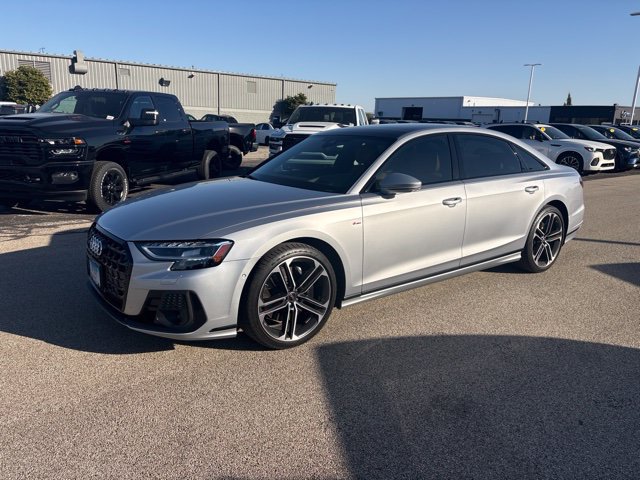 Used 2025 Audi A8 L 3.0T AWD/4WD image 2