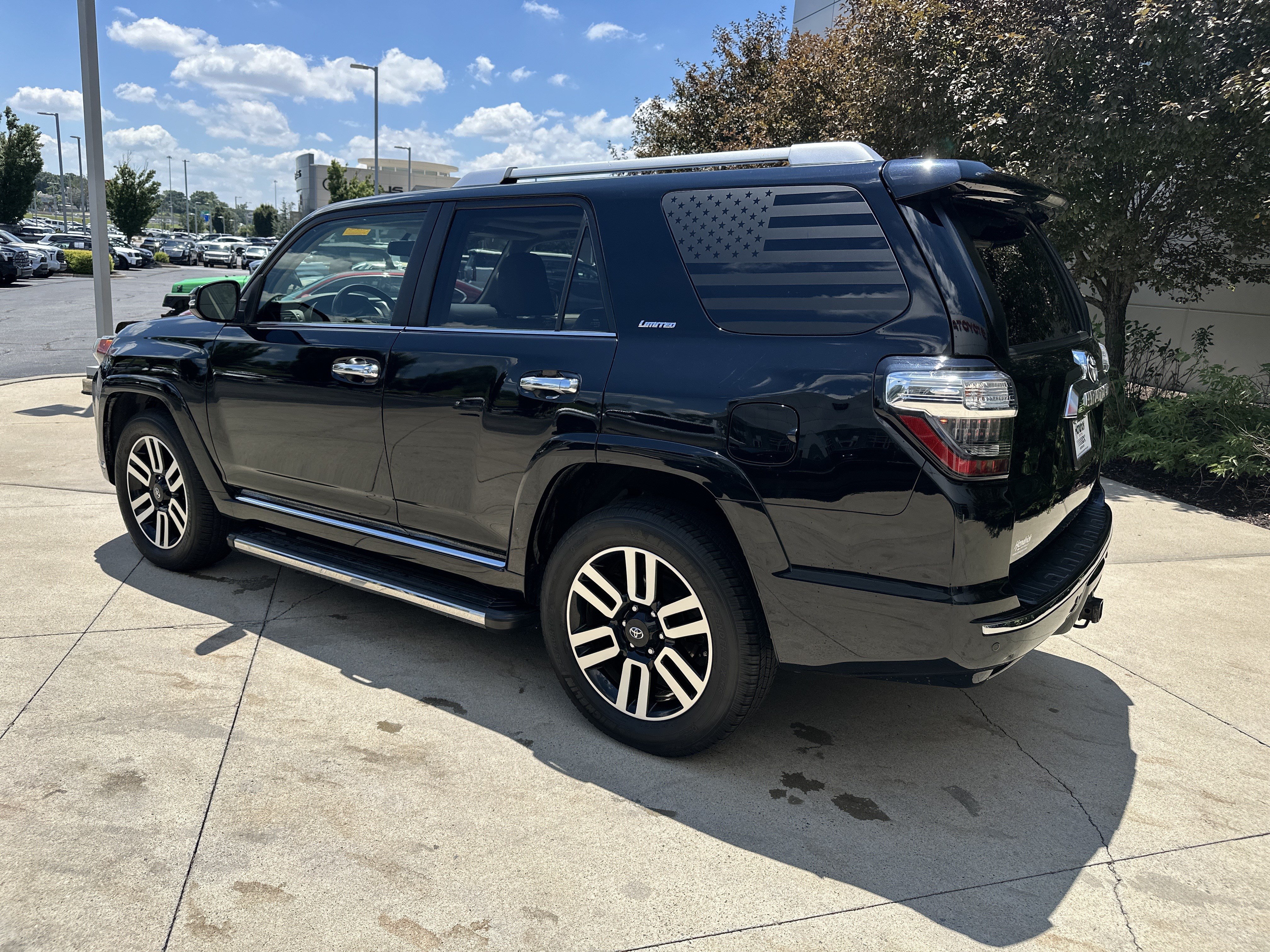 Used 2017 Toyota 4Runner Limited AWD/4WD image 7