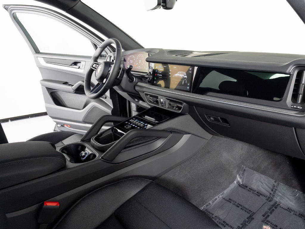 New 2026 Porsche Cayenne AWD/4WD image 32