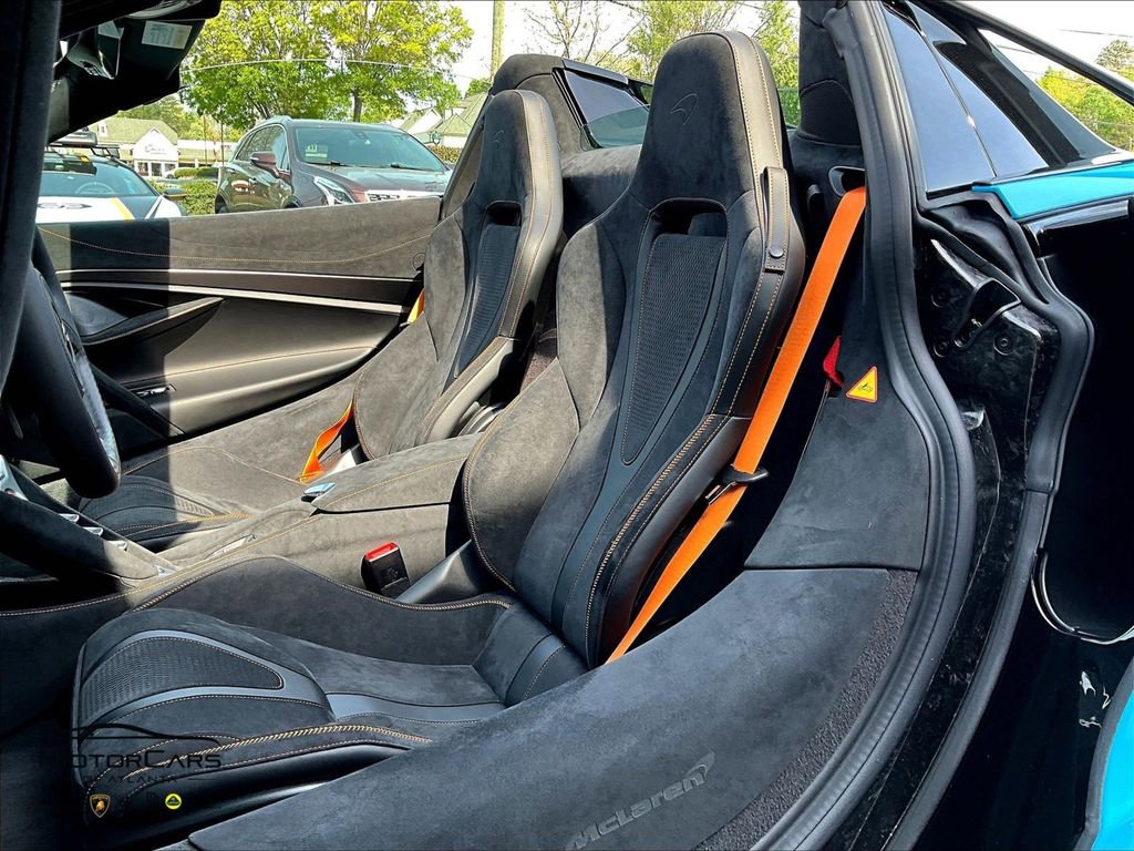 New 2026 McLaren 750S Spider RWD image 9