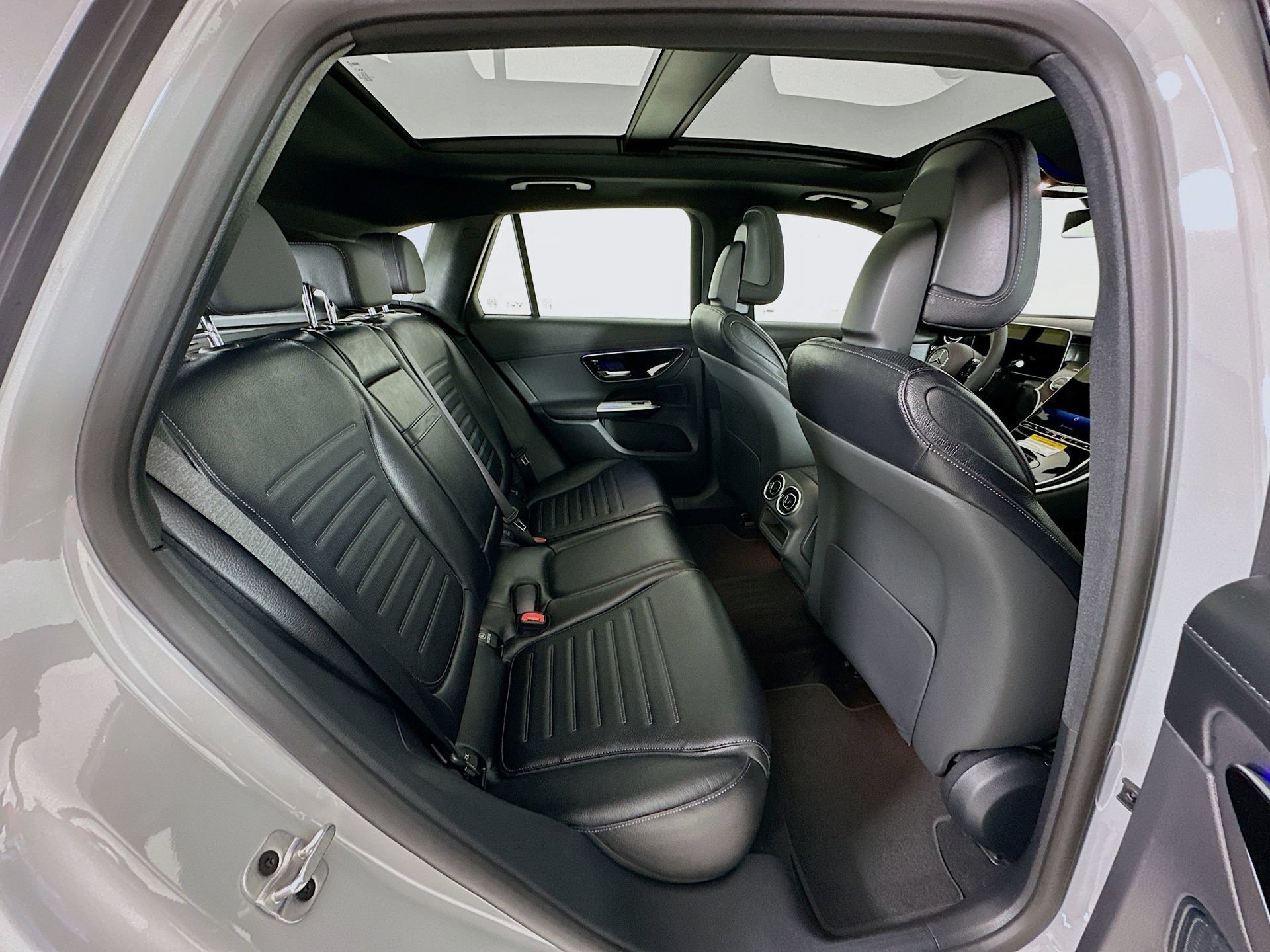 New 2026 Mercedes-Benz GLC 43 AMG 4MATIC image 30