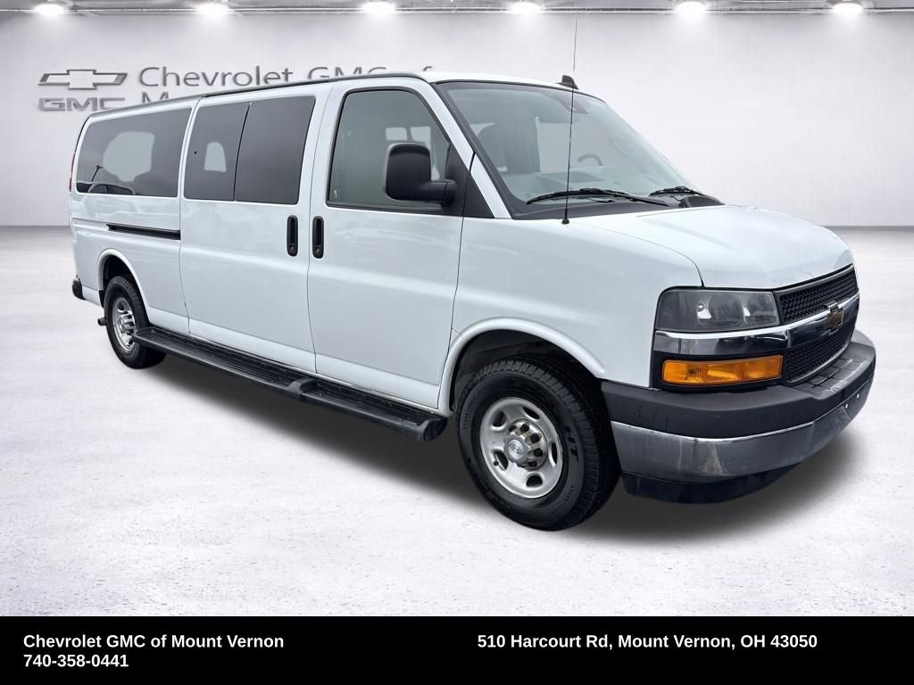 Used 2021 Chevrolet Express 3500 LT w/ LT Preferred Equipment Group RWD image 16