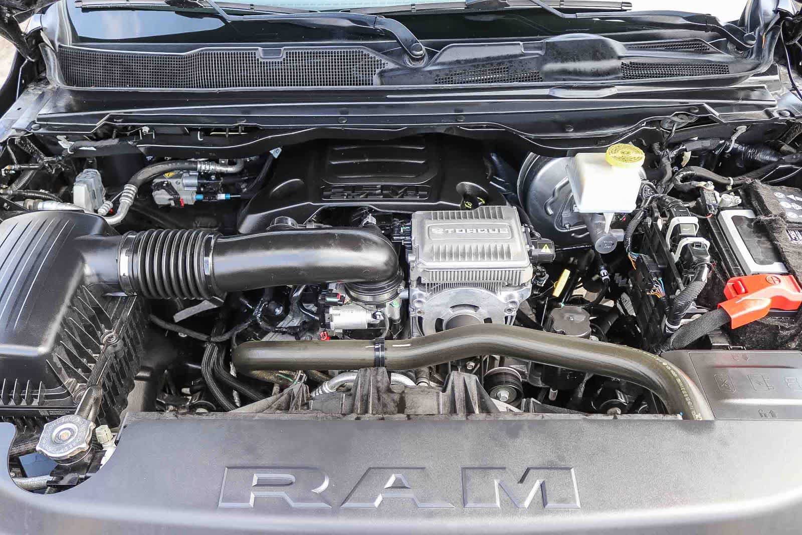 Used 2024 RAM 1500 Laramie RWD image 27
