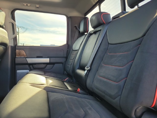 Certified 2024 Ford F250 Lariat w/ Lariat Ultimate Package AWD/4WD image 16