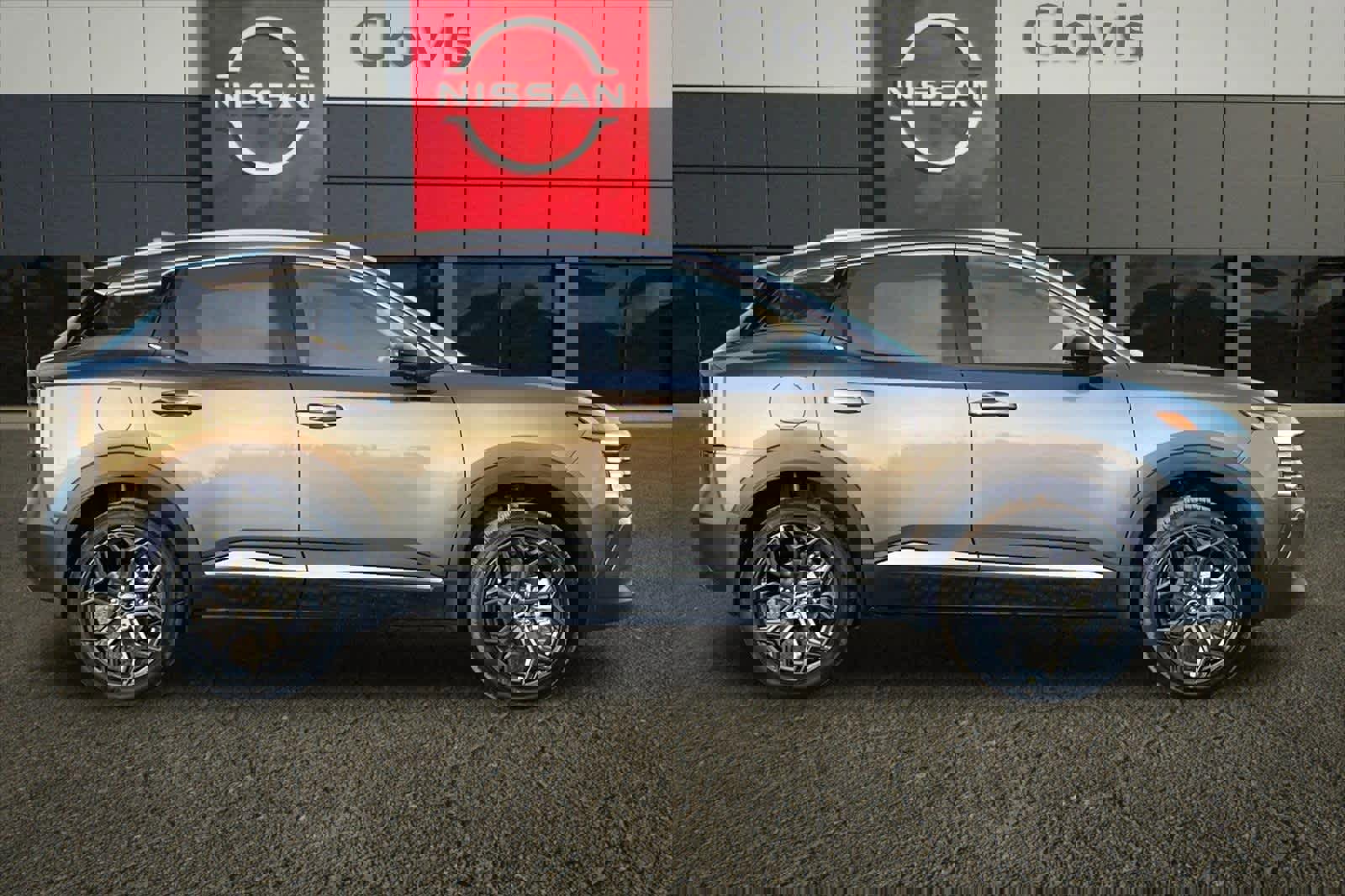 New 2026 Nissan Kicks SR image 9