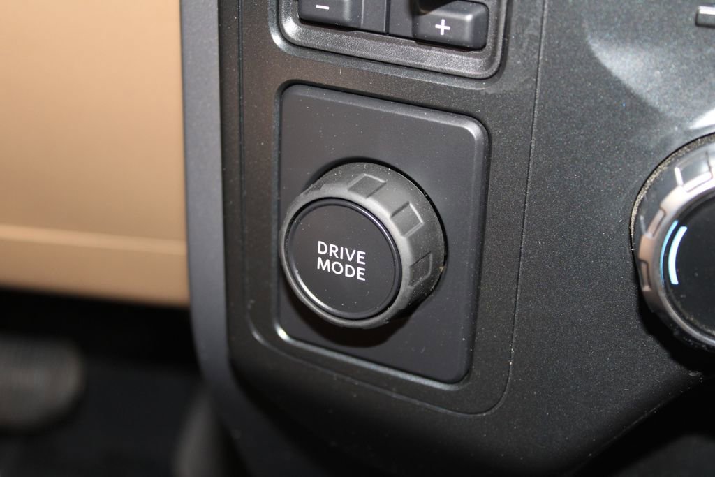 Used 2022 Ford F150 Lariat w/ Equipment Group 501A Mid image 50