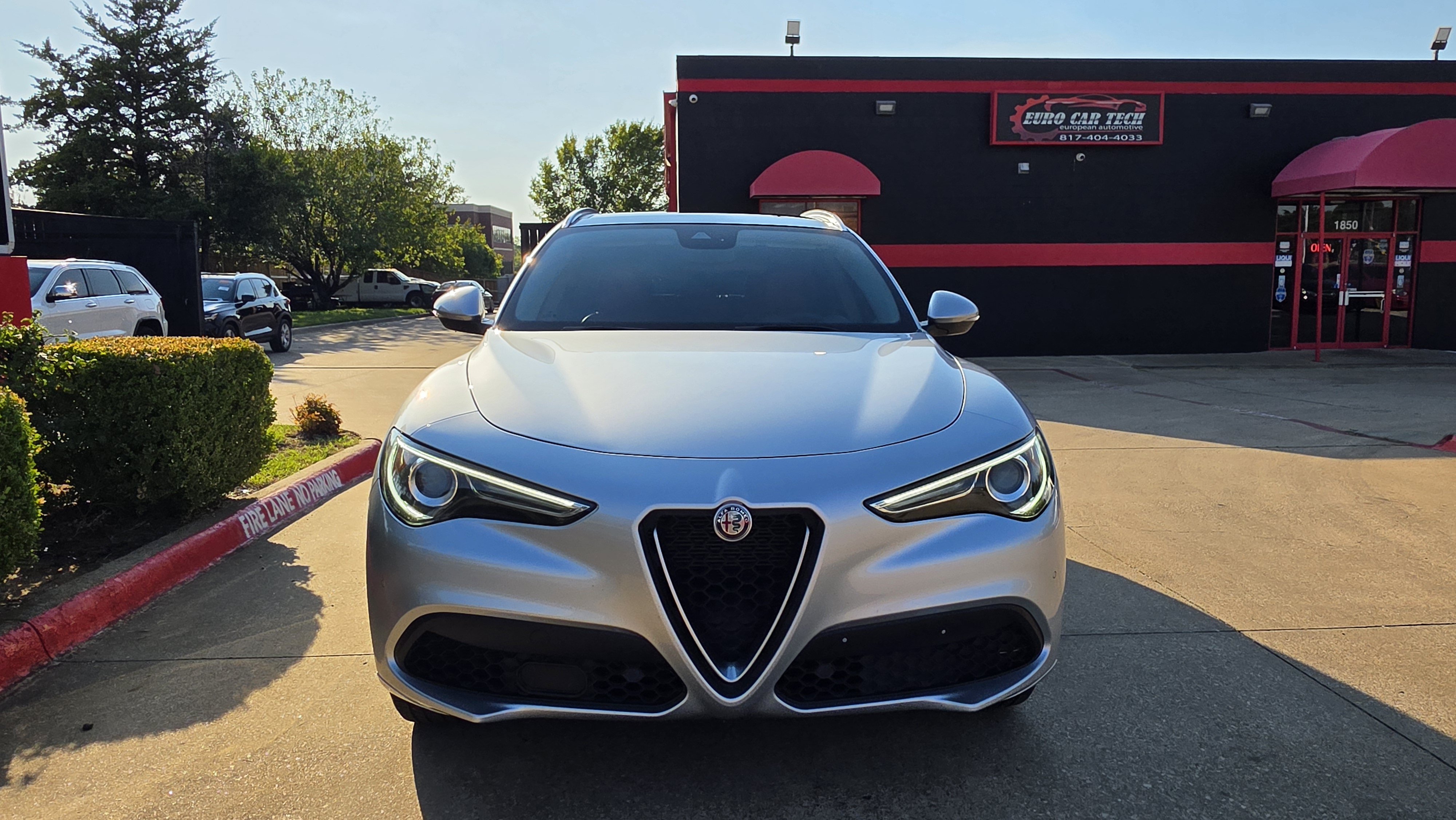 Used 2021 Alfa Romeo Stelvio Ti AWD/4WD image 5