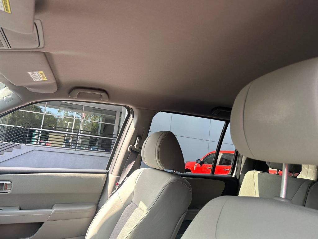 Used 2014 Honda Pilot EX image 25