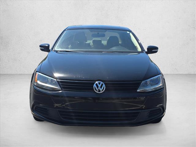 Used 2012 Volkswagen Jetta SE FWD image 2