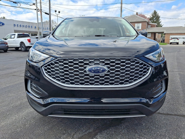 Certified 2023 Ford Edge SEL image 2