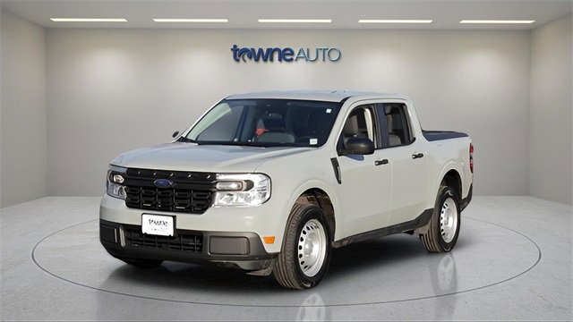 Used 2024 Ford Maverick XL image 2