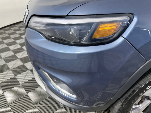 Used 2019 Jeep Cherokee Limited AWD/4WD image 31